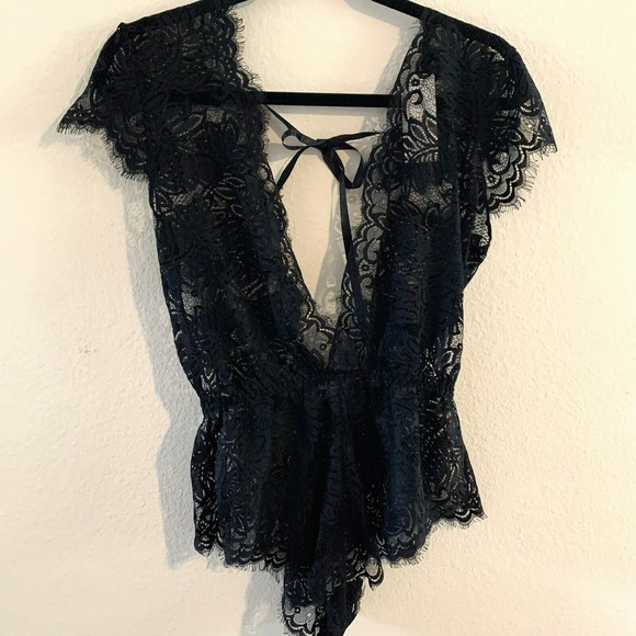 Anyou  Lingerie Size Small Floral Lace Romper Plunging Neckline Black New - Picture 1 of 16